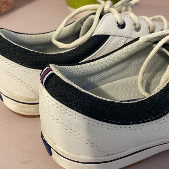 White Leather Women’s Shoes, pre owned, arch support - Picture 4 of 8